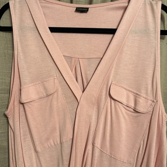 Lascana stretchy sleeveless shirt. Very soft material. 100% Viscose. Worn once. - Picture 3 of 6